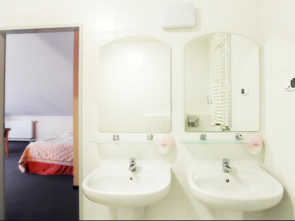 Apartamenty Jesienna Rezydencja Nałęczów Стая снимка